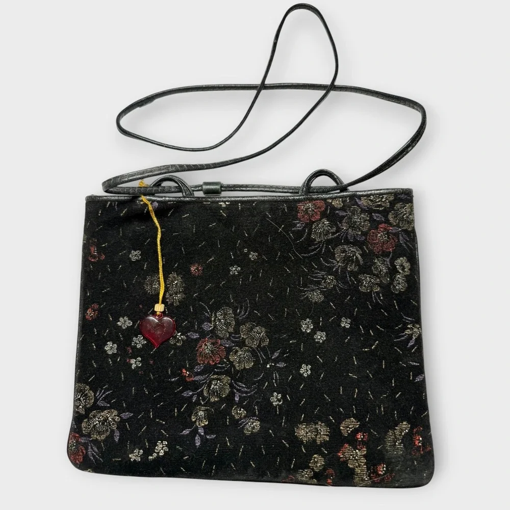 Vintage Meyers Tapestry Purse Black Floral Velvet Red Heart Shoulder Bag USA